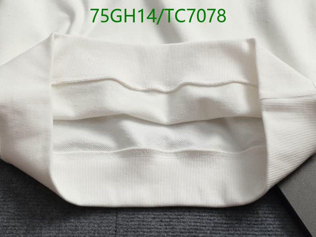 LV-Clothing Code: TC7078 $: 75USD