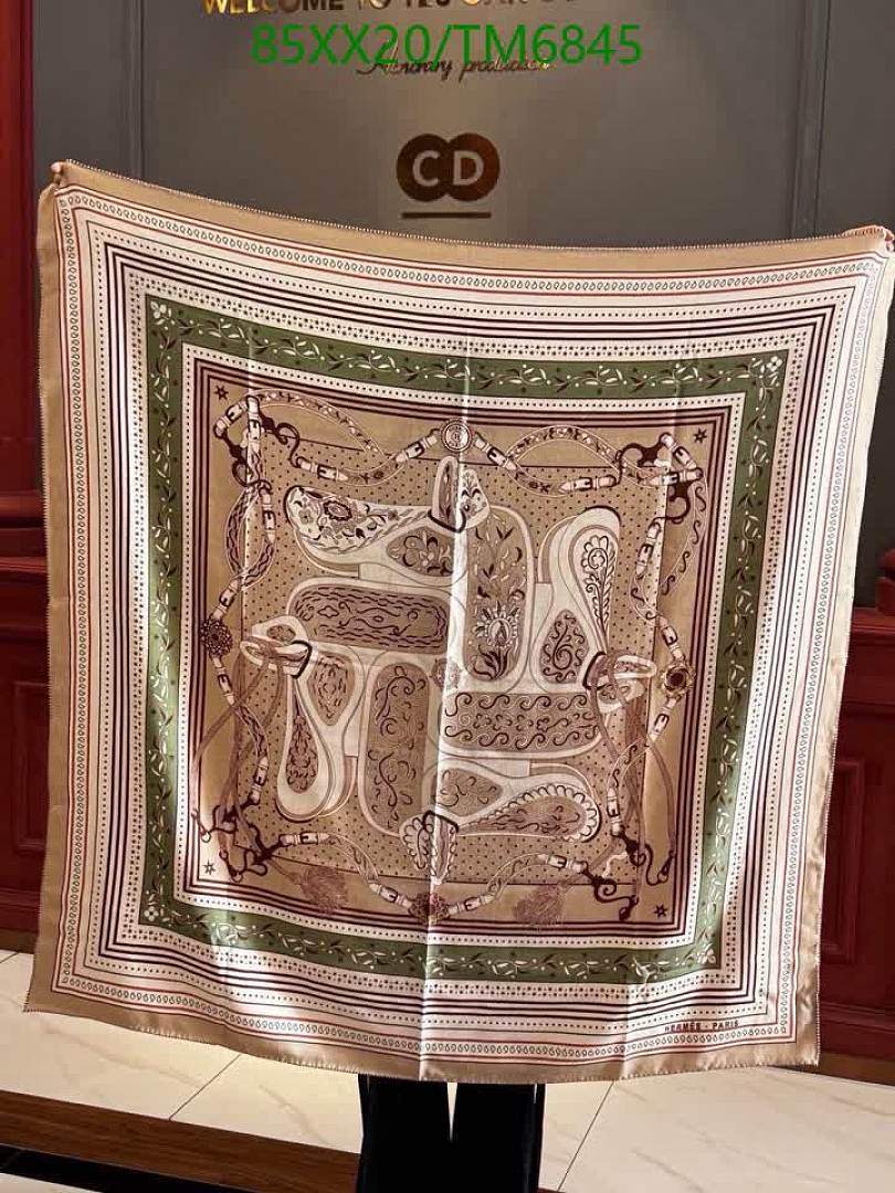 Hermes-Scarves Code: TM6845 $: 85USD