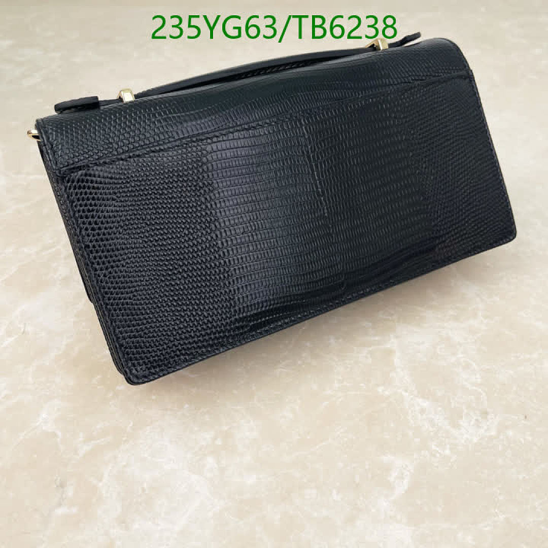 Dior-Bags(5A) Code: TB6238 $: 235USD