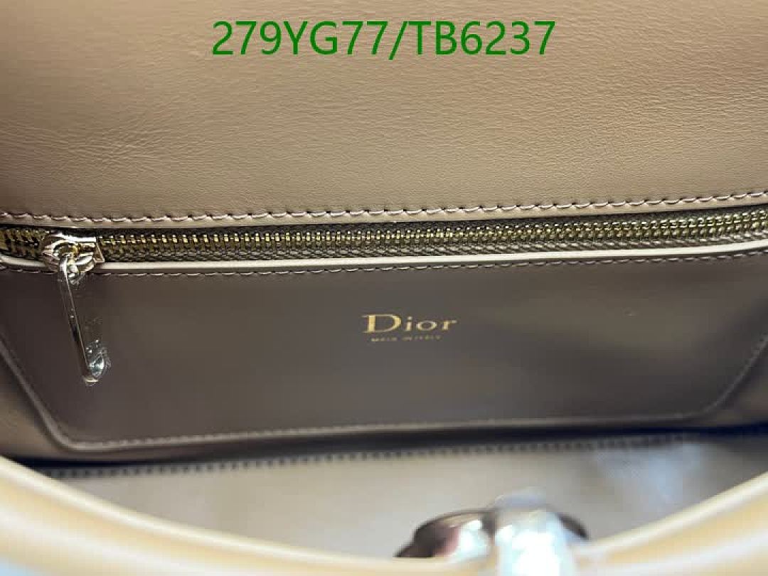 Dior-Bags(5A) Code: TB6237 $: 279USD