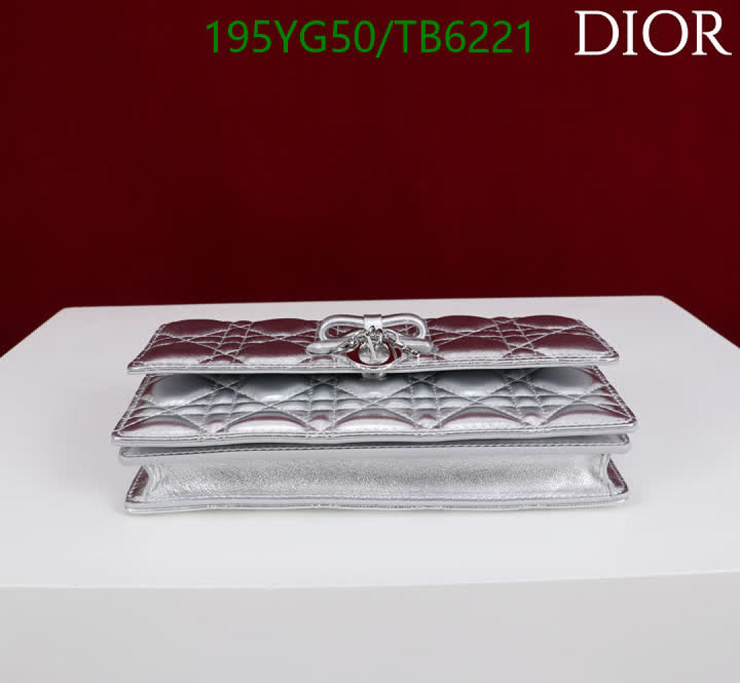 Dior-Bags(5A) Code: TB6221 $: 195USD