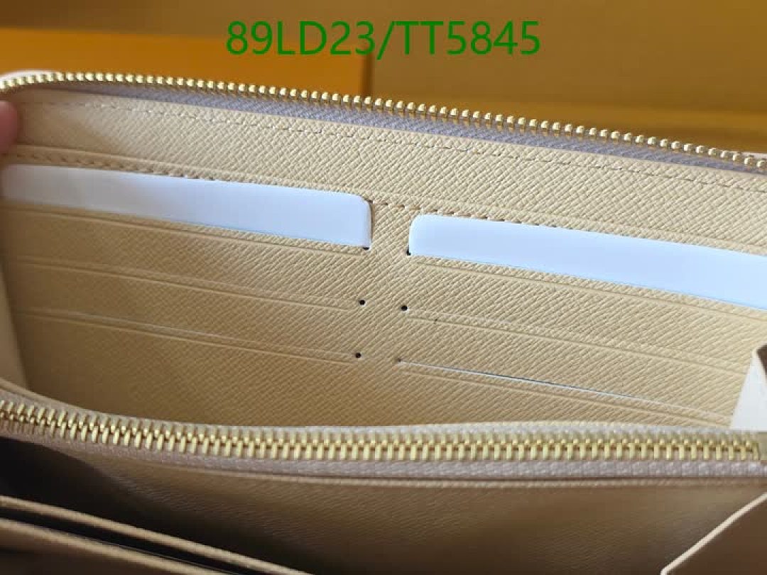 LV-Wallets(5A) Code: TT5845 $: 89USD