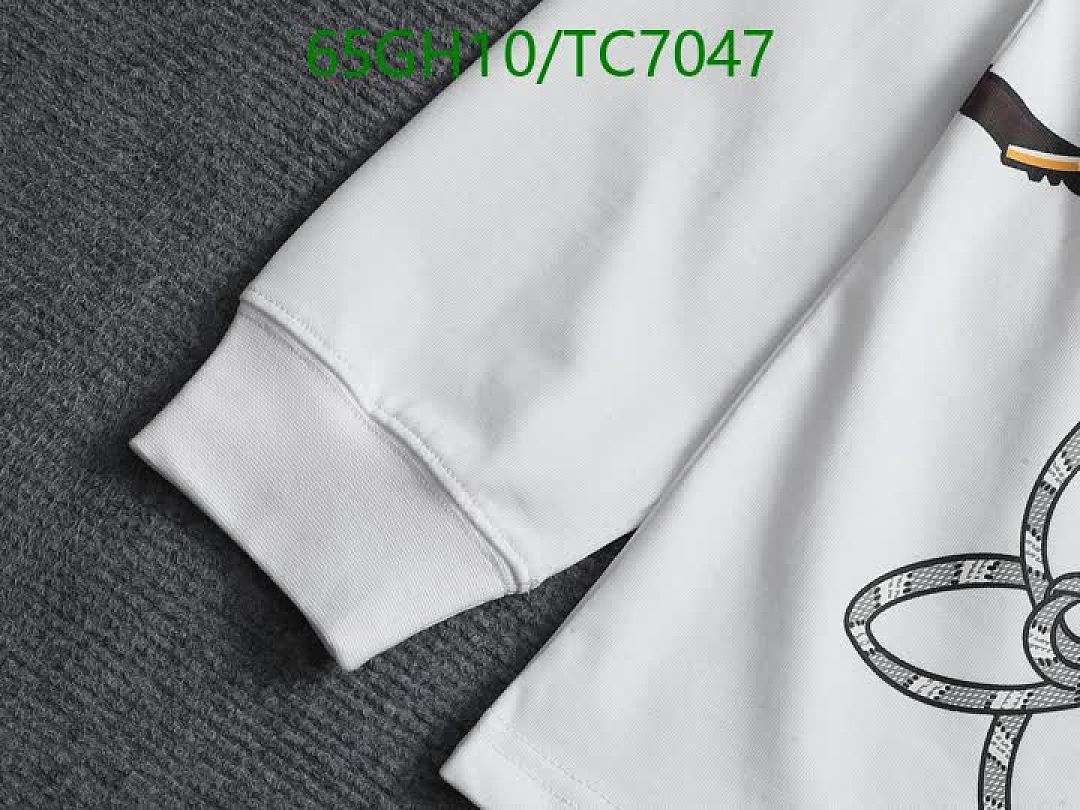 LV-Clothing Code: TC7047 $: 65USD