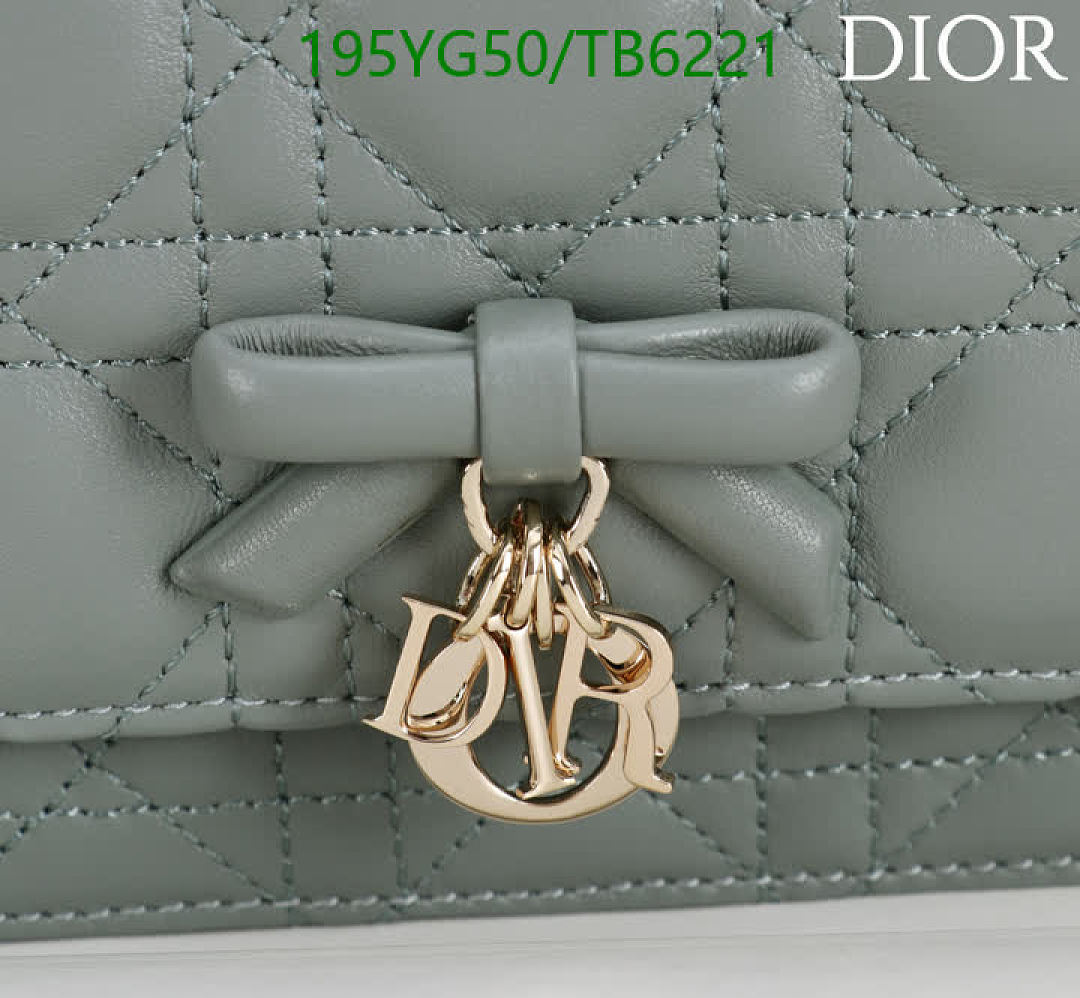 Dior-Bags(5A) Code: TB6221 $: 195USD
