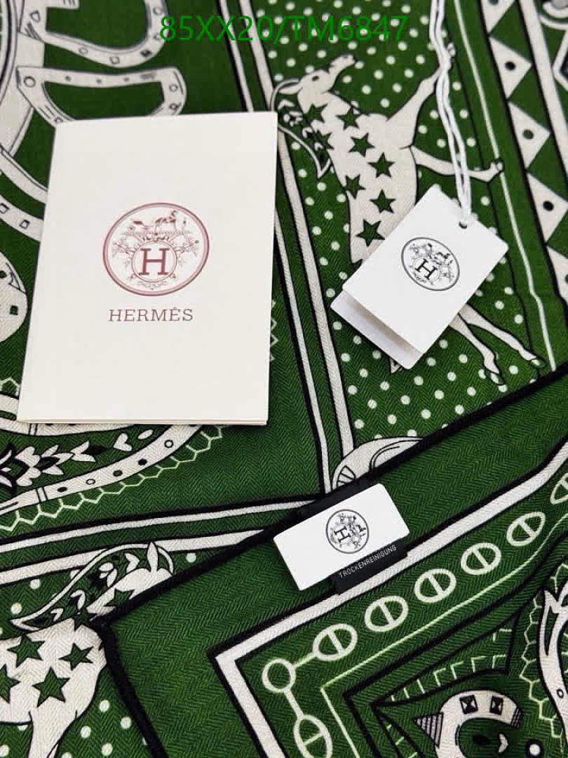 Hermes-Scarves Code: TM6847 $: 85USD