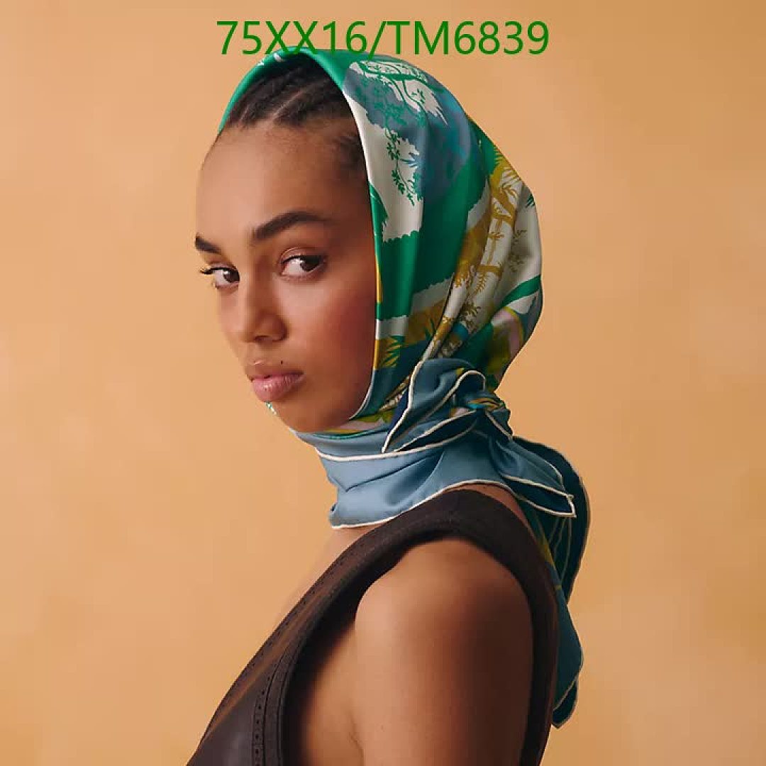 Hermes-Scarves Code: TM6839 $: 75USD