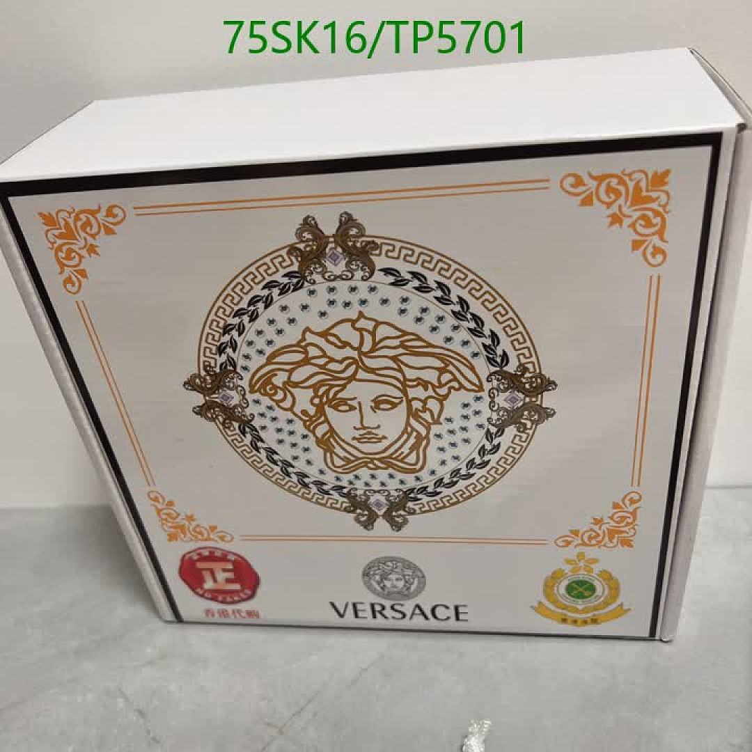 Versace-Belts Code: TP5701 $: 75USD