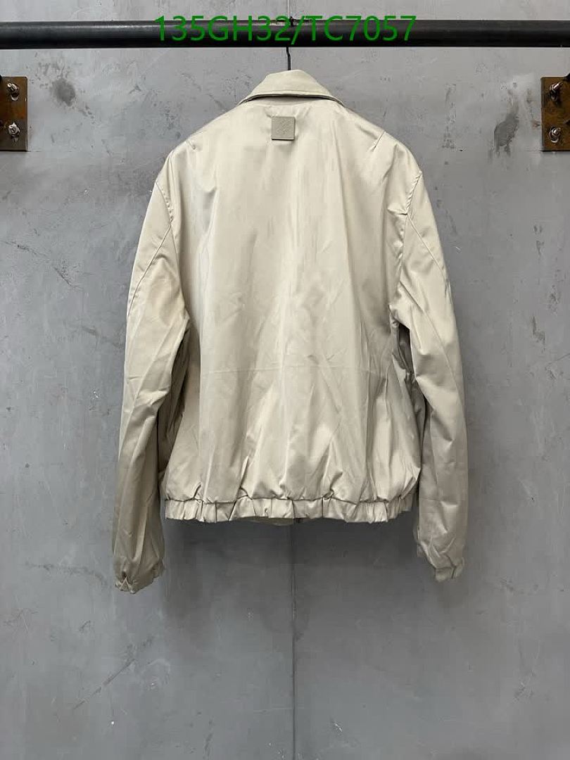 LV-Clothing Code: TC7057 $: 135USD