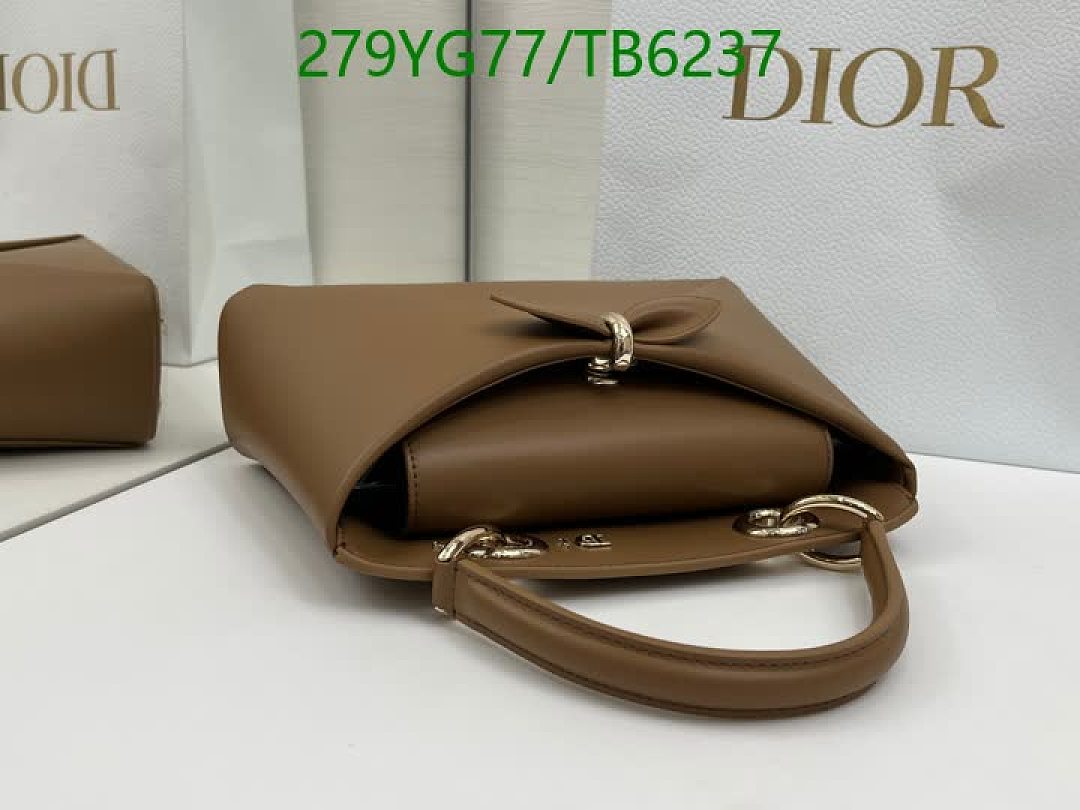 Dior-Bags(5A) Code: TB6237 $: 279USD