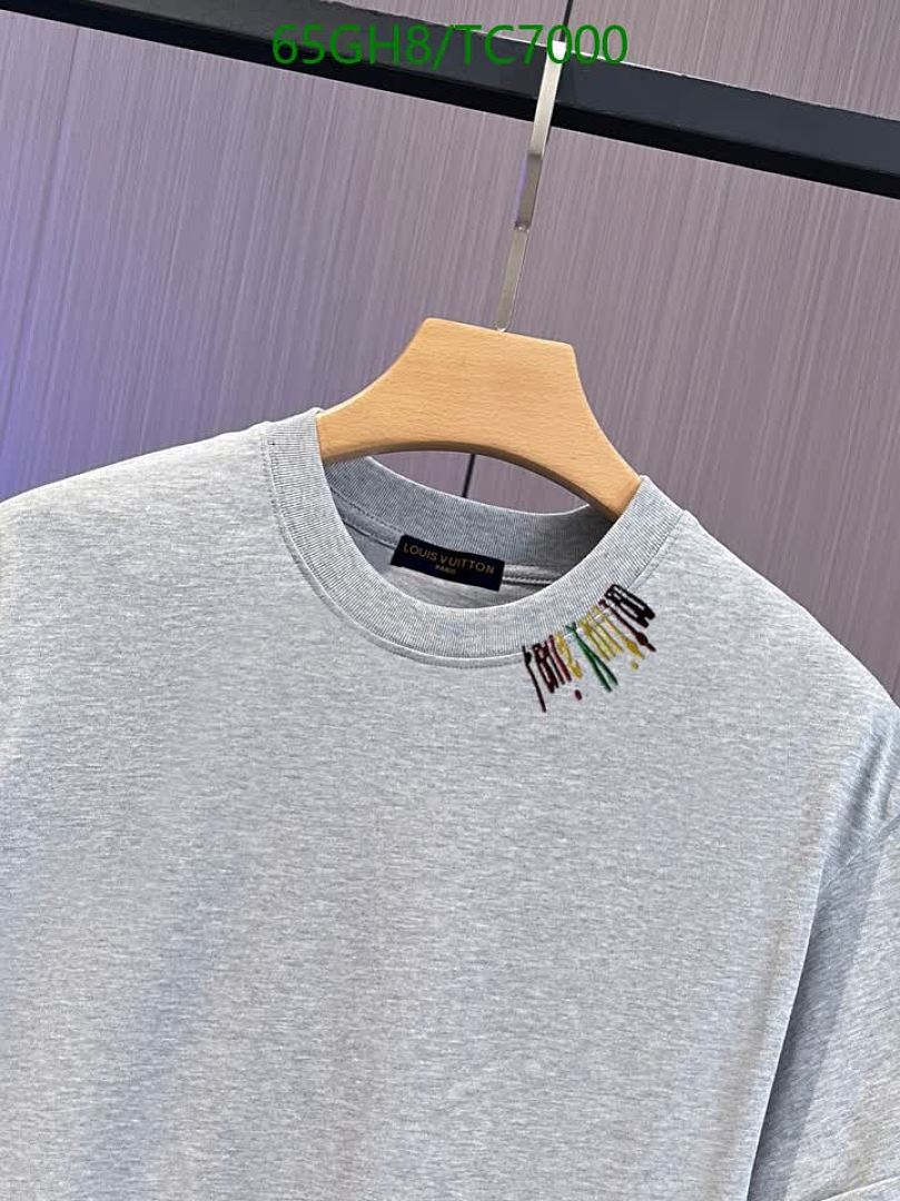 LV-Clothing Code: TC7000 $: 65USD