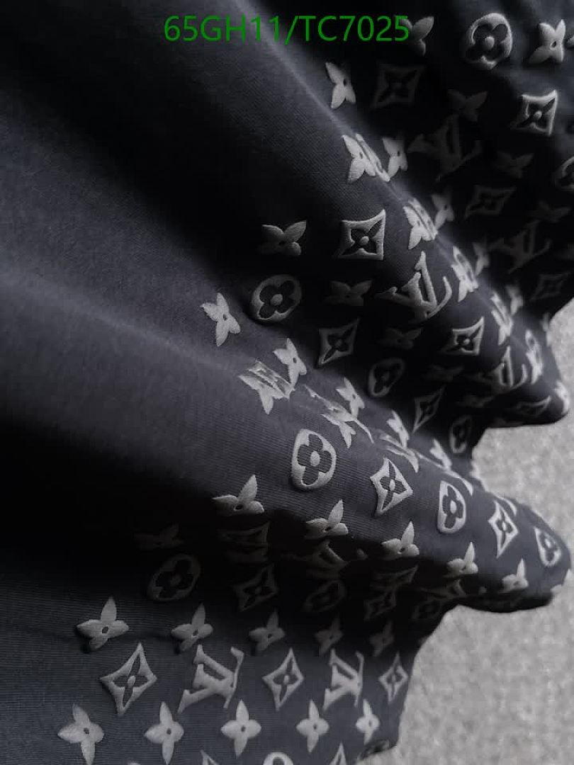 LV-Clothing Code: TC7025 $: 65USD