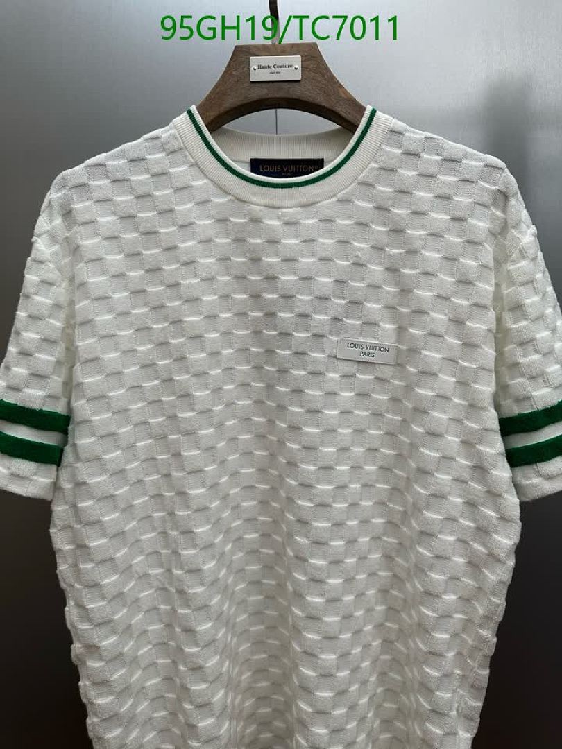 LV-Clothing Code: TC7011 $: 95USD