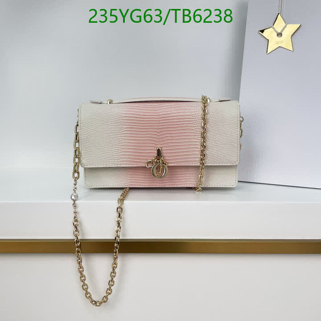 Dior-Bags(5A) Code: TB6238 $: 235USD