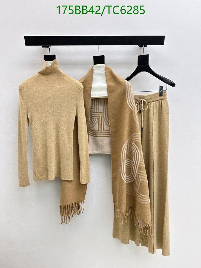 LV-Clothing Code: TC6285 $: 175USD