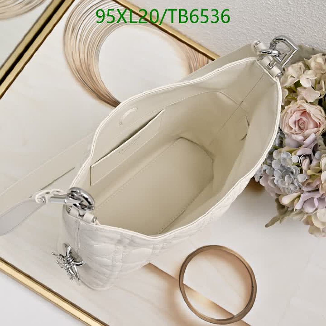 Dior-Bags(4A) Code: TB6536 $: 95USD