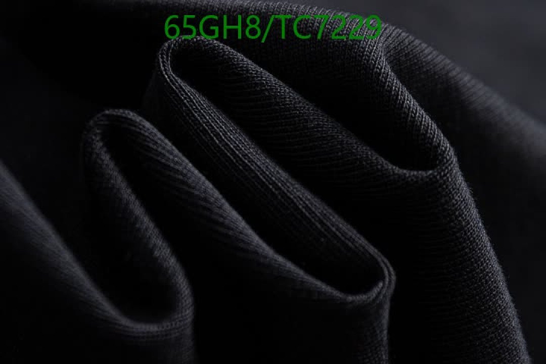 Burberry-Clothing Code: TC7229 $: 65USD