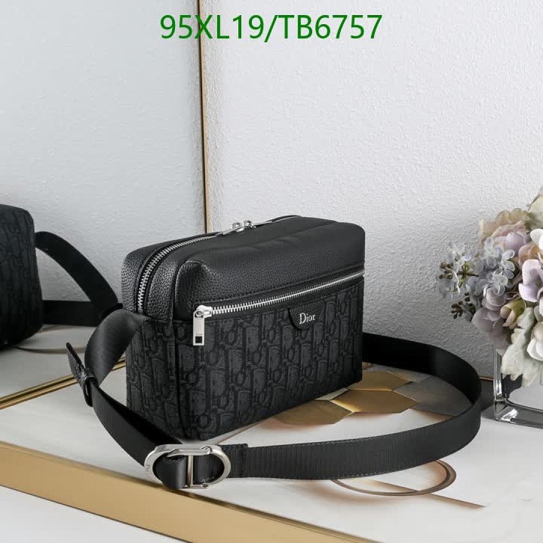 Dior-Bags(4A) Code: TB6757 $: 95USD