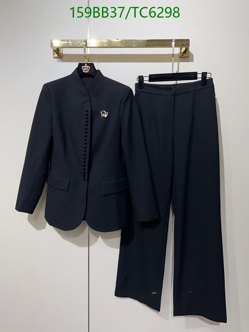 LV-Clothing Code: TC6298 $: 159USD