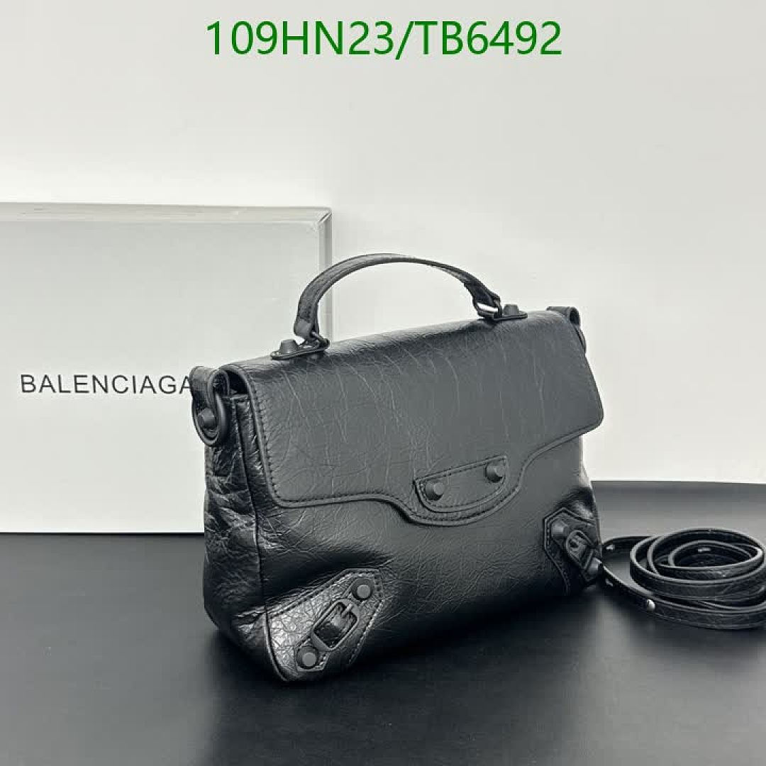 Balenciaga-Bags(4A) Code: TB6492 $: 109USD