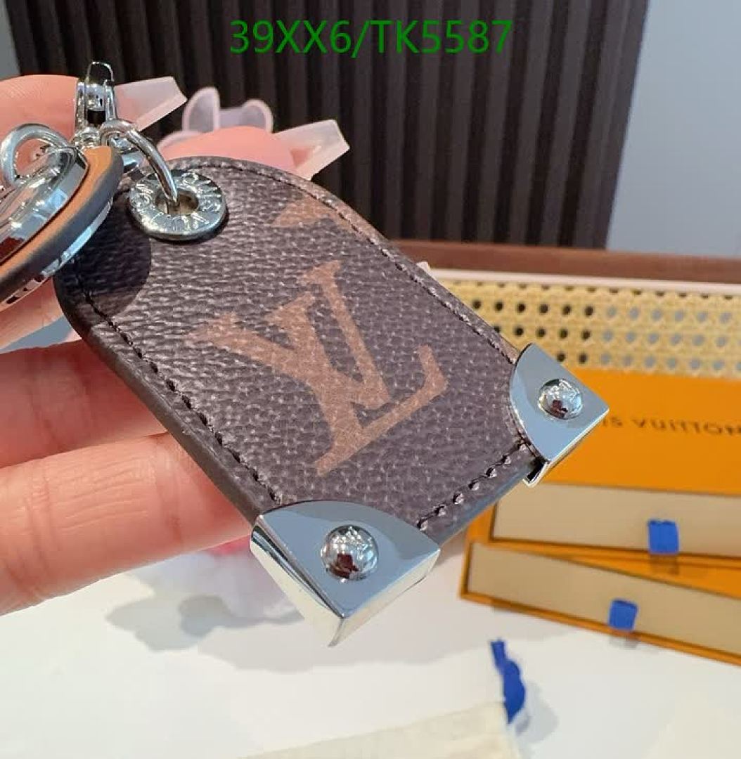 LV-Keychains & Bag Charms Code: TK5587 $: 39USD