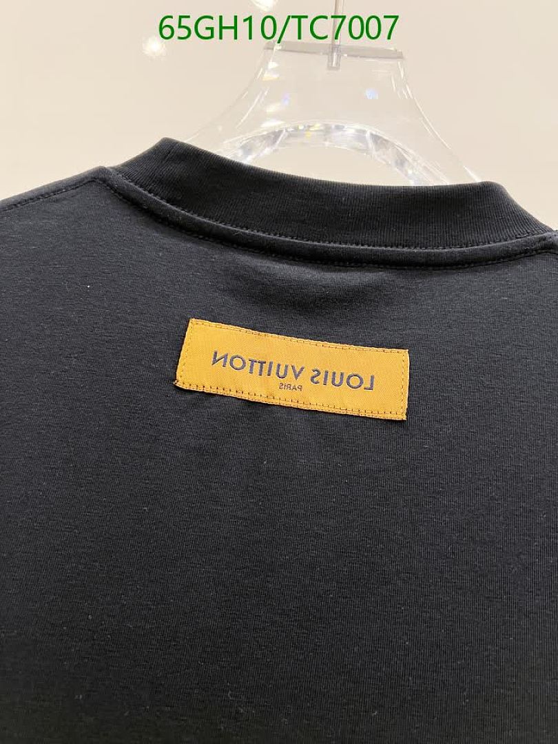 LV-Clothing Code: TC7007 $: 65USD