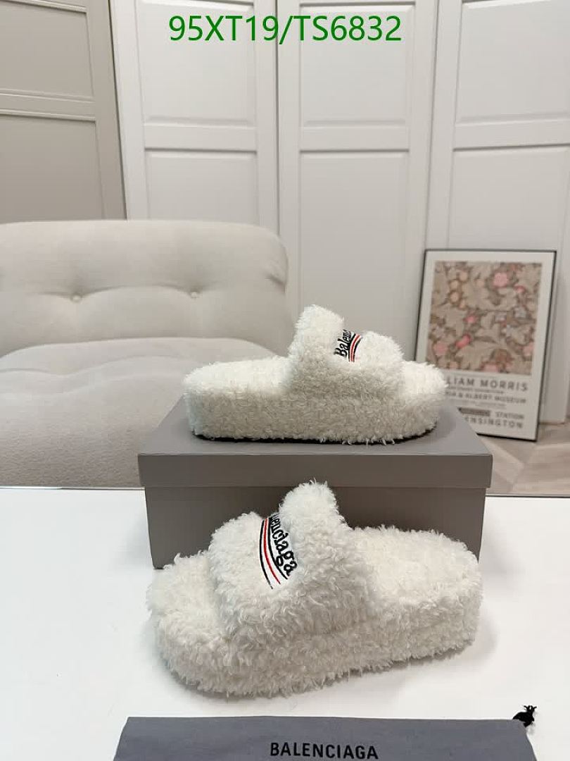 Balenciaga-Shoes(Women) Code: TS6832 $: 95USD