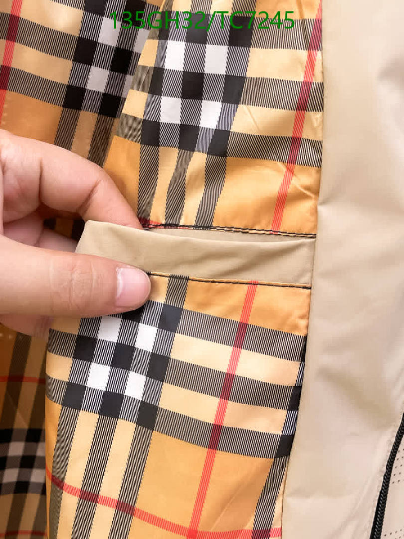 Burberry-Clothing Code: TC7245 $: 135USD