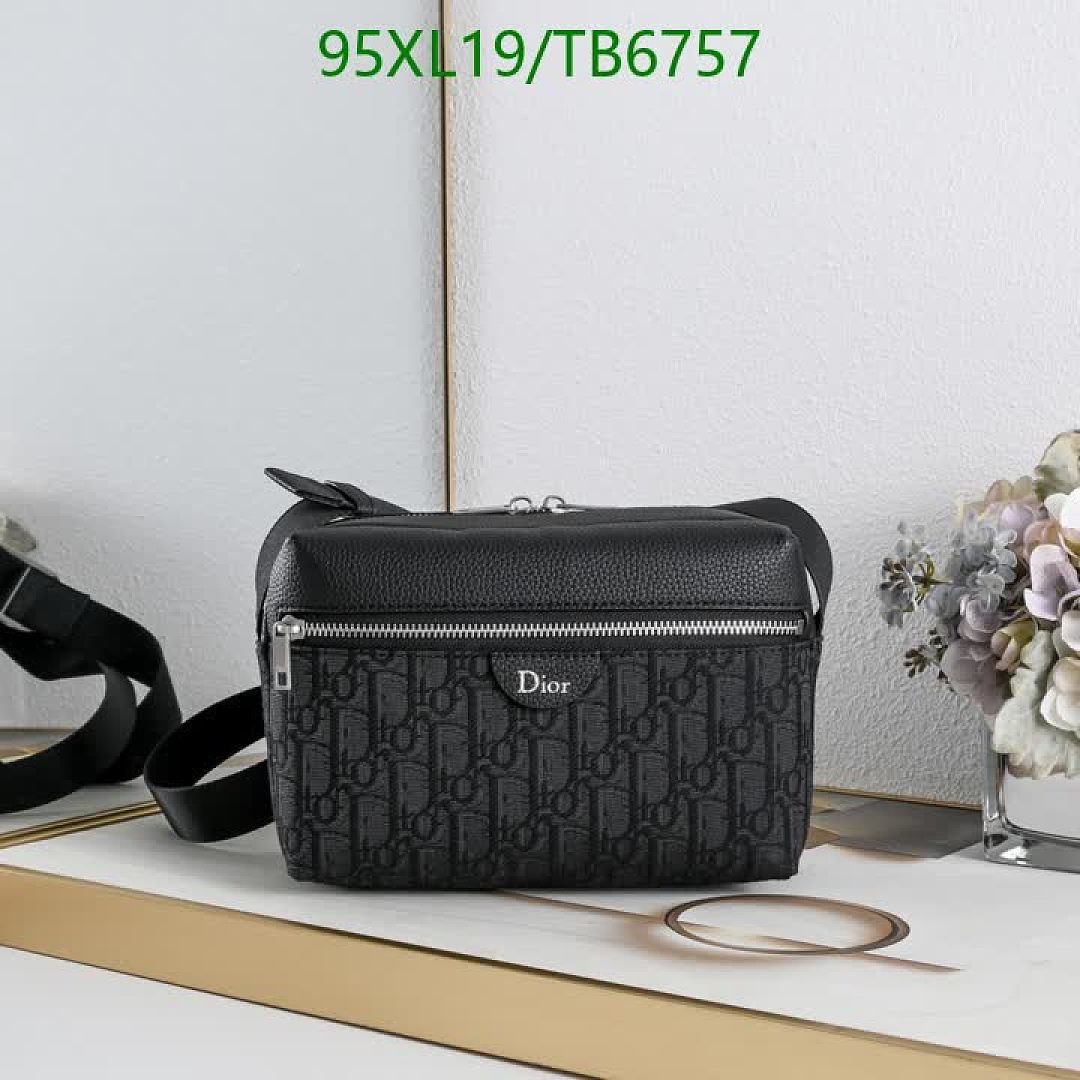 Dior-Bags(4A) Code: TB6757 $: 95USD