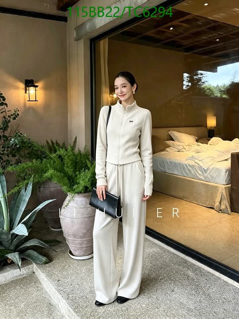 LV-Clothing Code: TC6294 $: 115USD