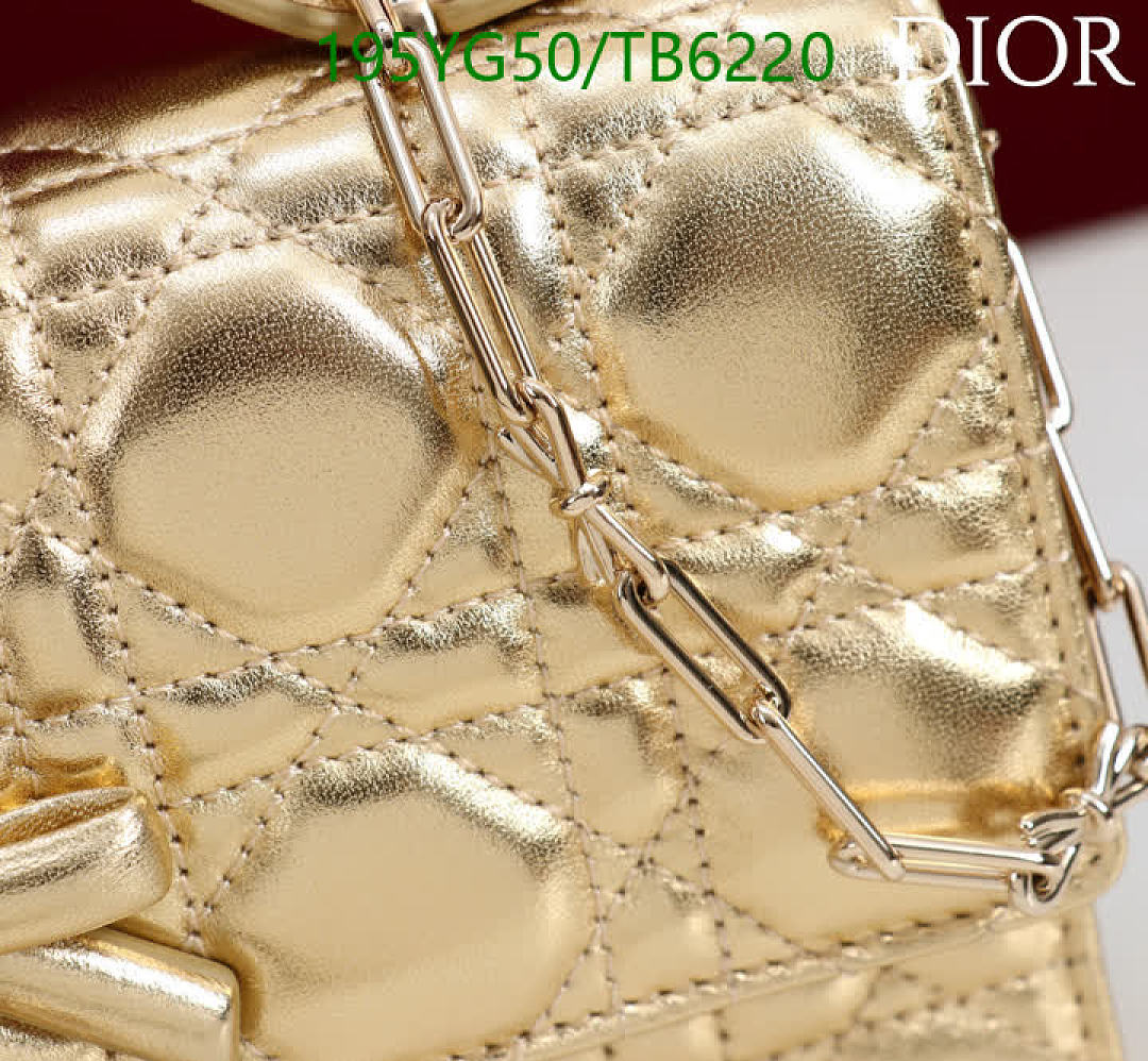 Dior-Bags(5A) Code: TB6220 $: 195USD