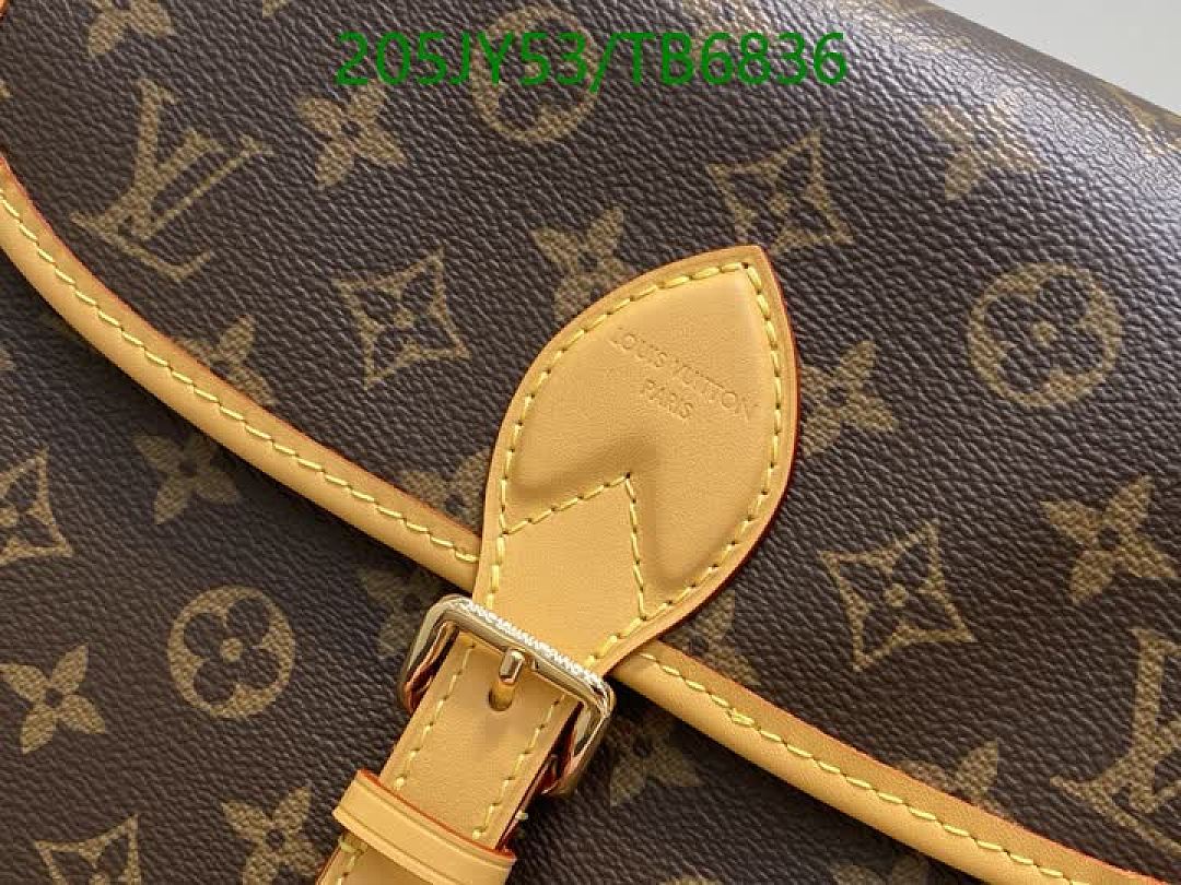 LV-Bags(5A) Code: TB6836 $: 205USD