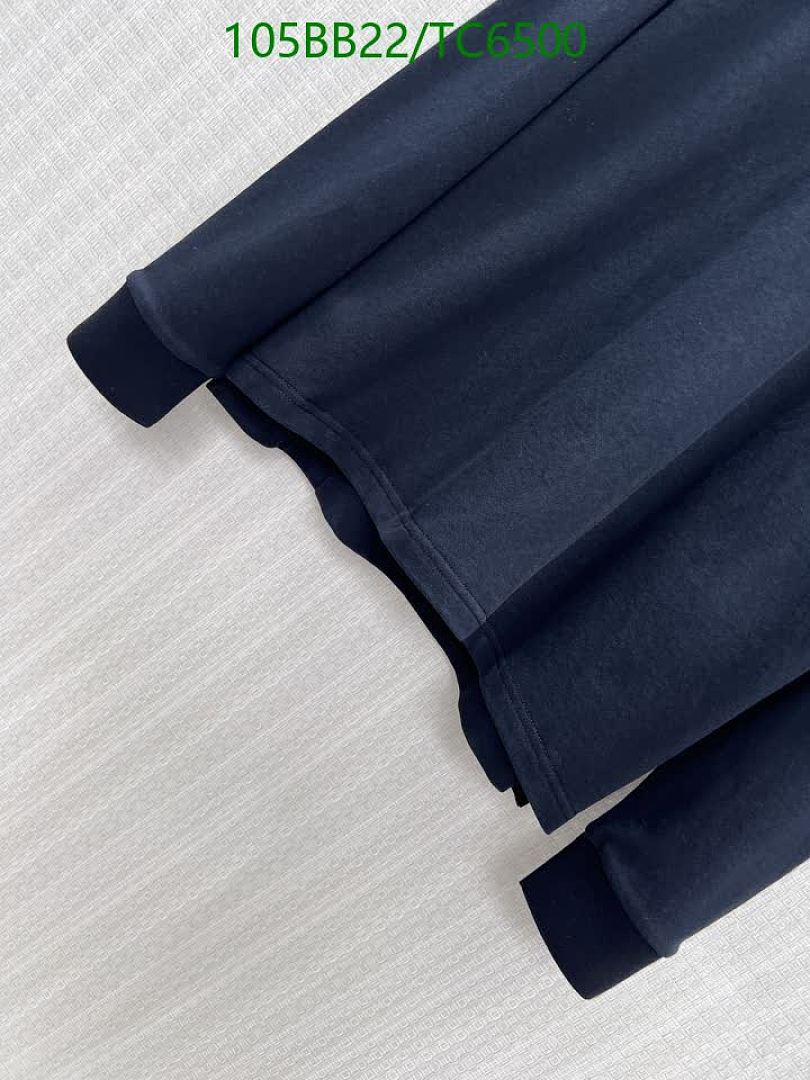 Armani-Clothing Code: TC6500 $: 105USD