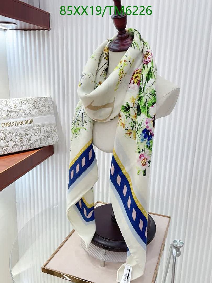 Celine-Scarves Code: TM6226 $: 85USD
