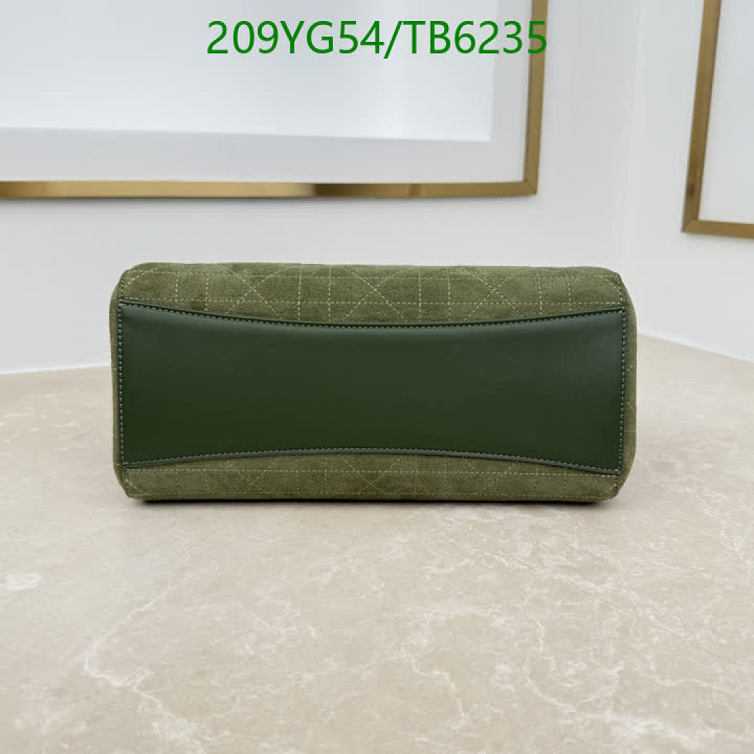 Dior-Bags(5A) Code: TB6235 $: 209USD