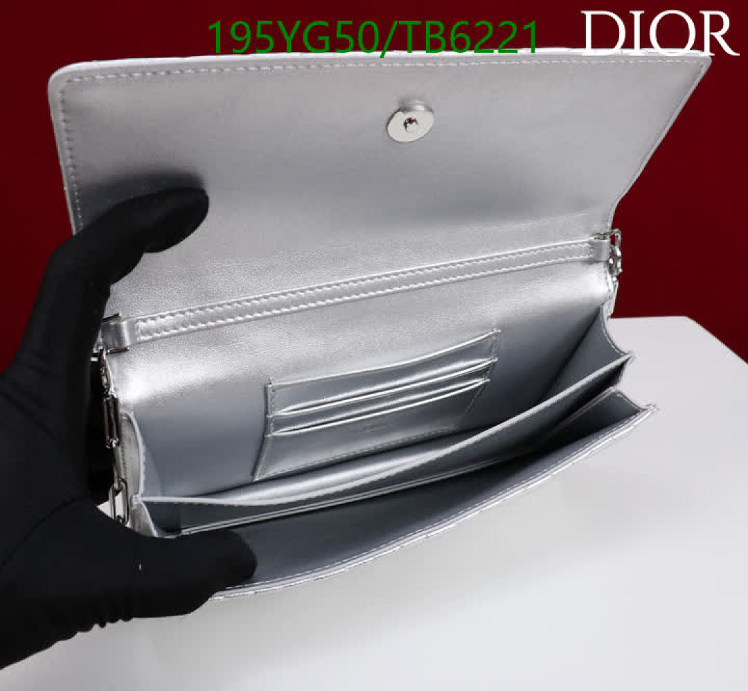 Dior-Bags(5A) Code: TB6221 $: 195USD