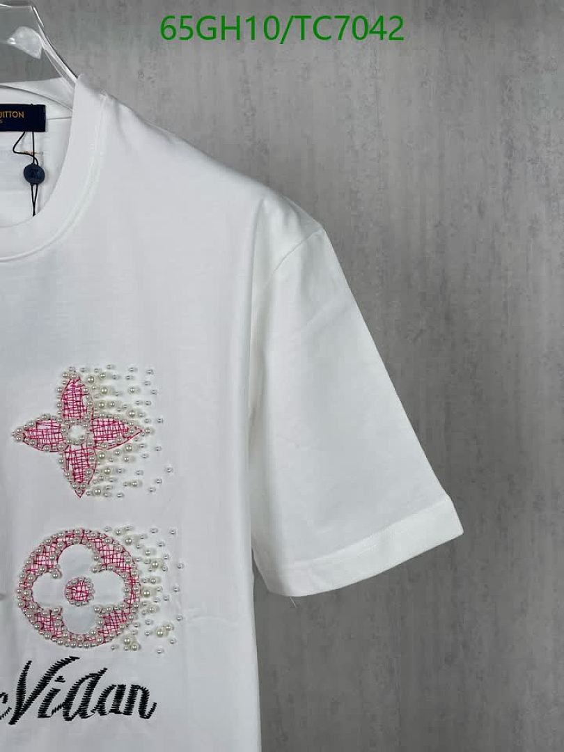 LV-Clothing Code: TC7042 $: 65USD