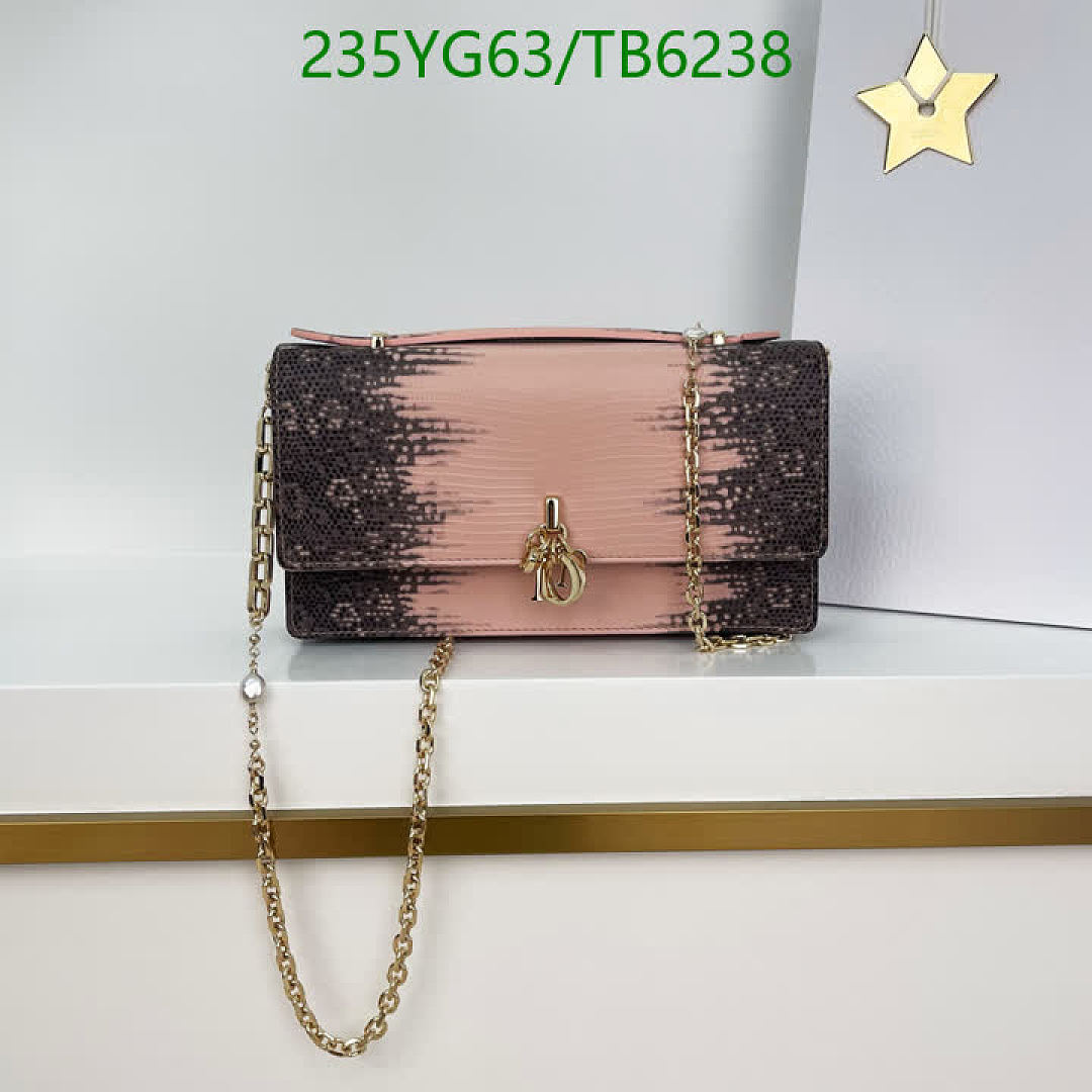 Dior-Bags(5A) Code: TB6238 $: 235USD