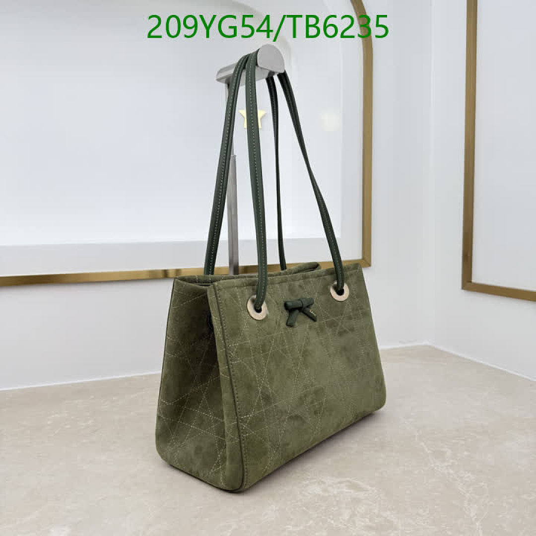 Dior-Bags(5A) Code: TB6235 $: 209USD