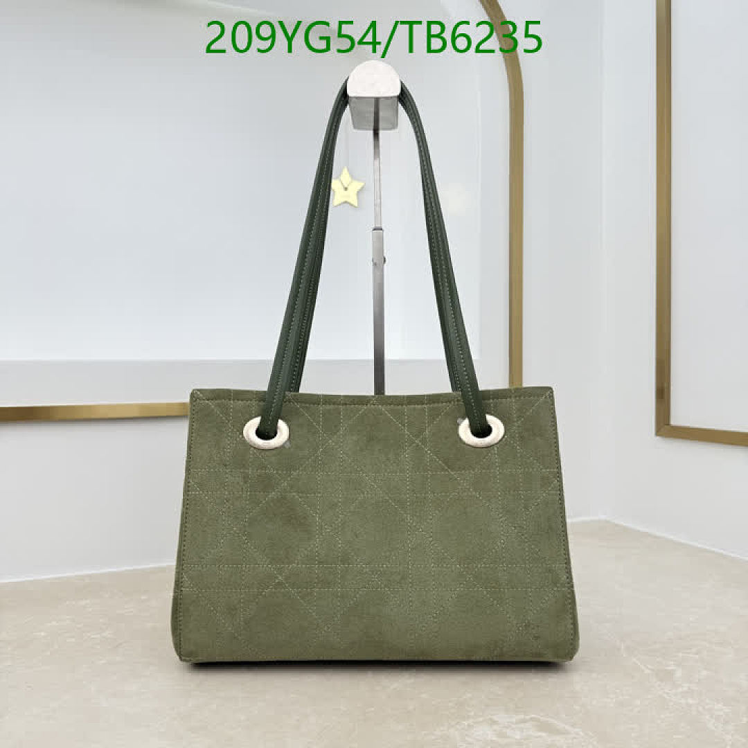 Dior-Bags(5A) Code: TB6235 $: 209USD