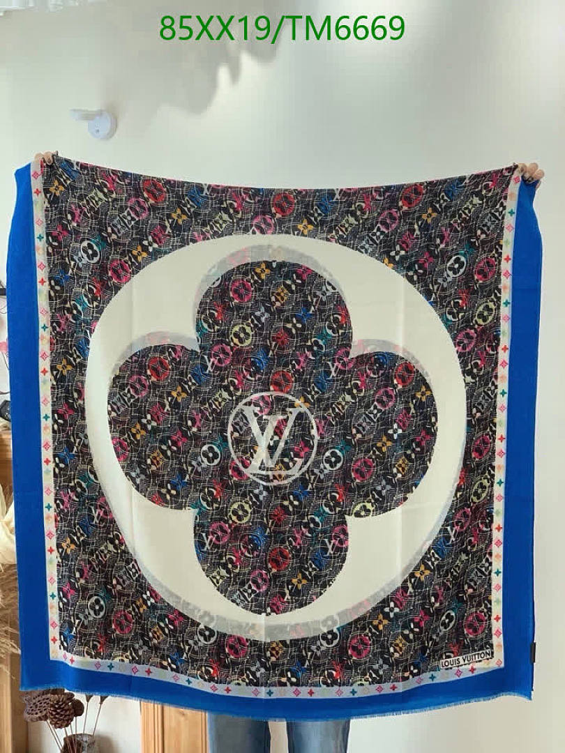 LV-Scarves Code: TM6669 $: 85USD