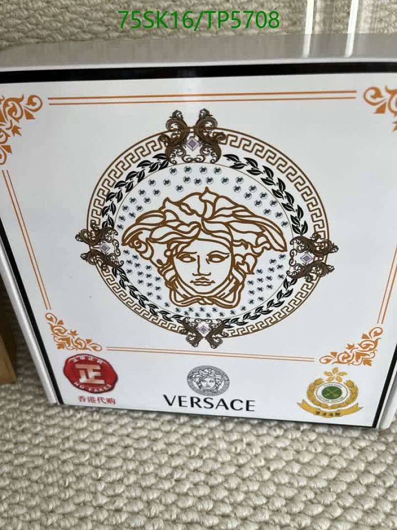 Versace-Belts Code: TP5708 $: 75USD
