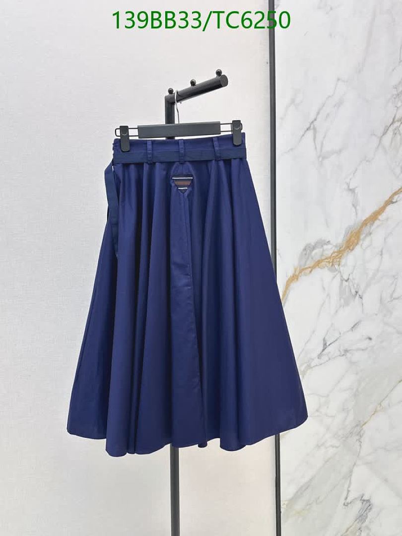 LV-Clothing Code: TC6250 $: 139USD