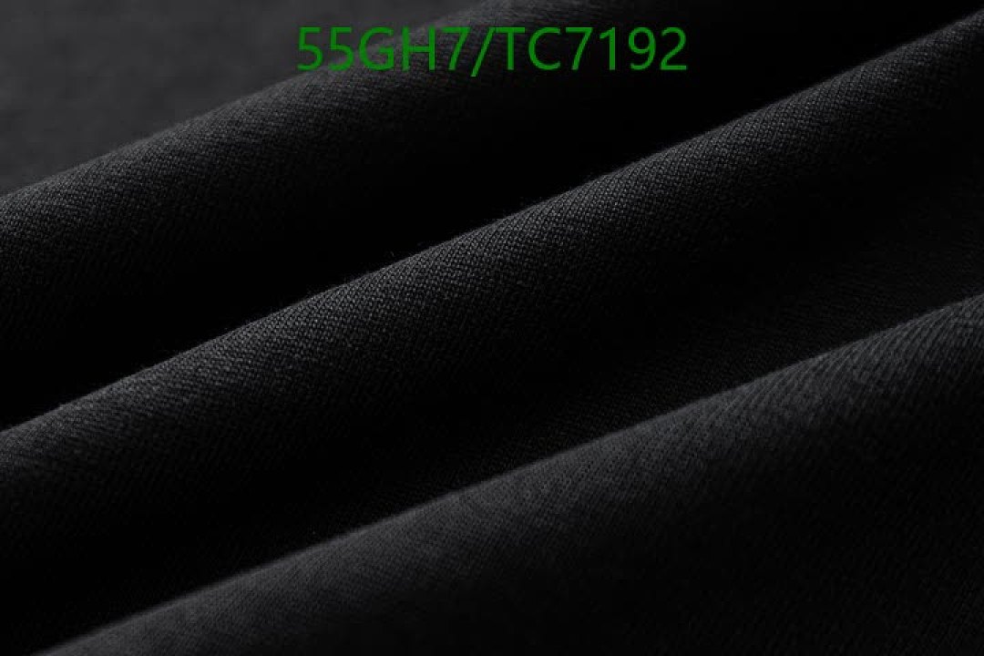 Burberry-Clothing Code: TC7192 $: 55USD