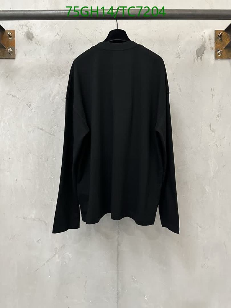 Burberry-Clothing Code: TC7204 $: 75USD