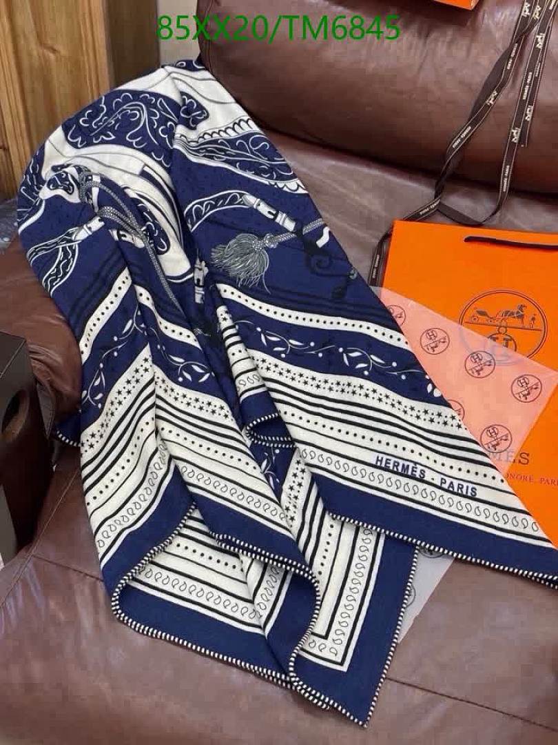 Hermes-Scarves Code: TM6845 $: 85USD