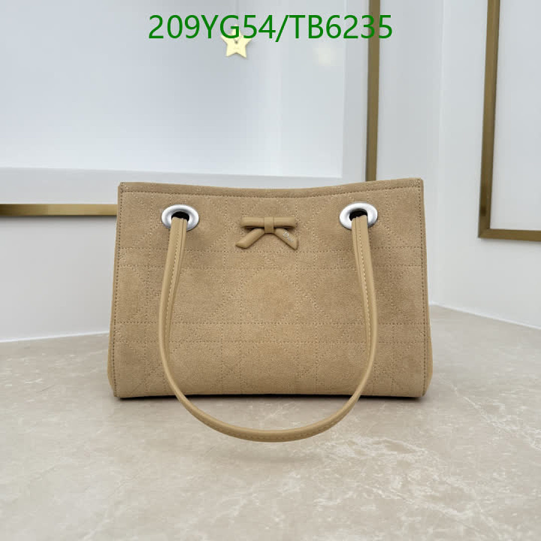 Dior-Bags(5A) Code: TB6235 $: 209USD