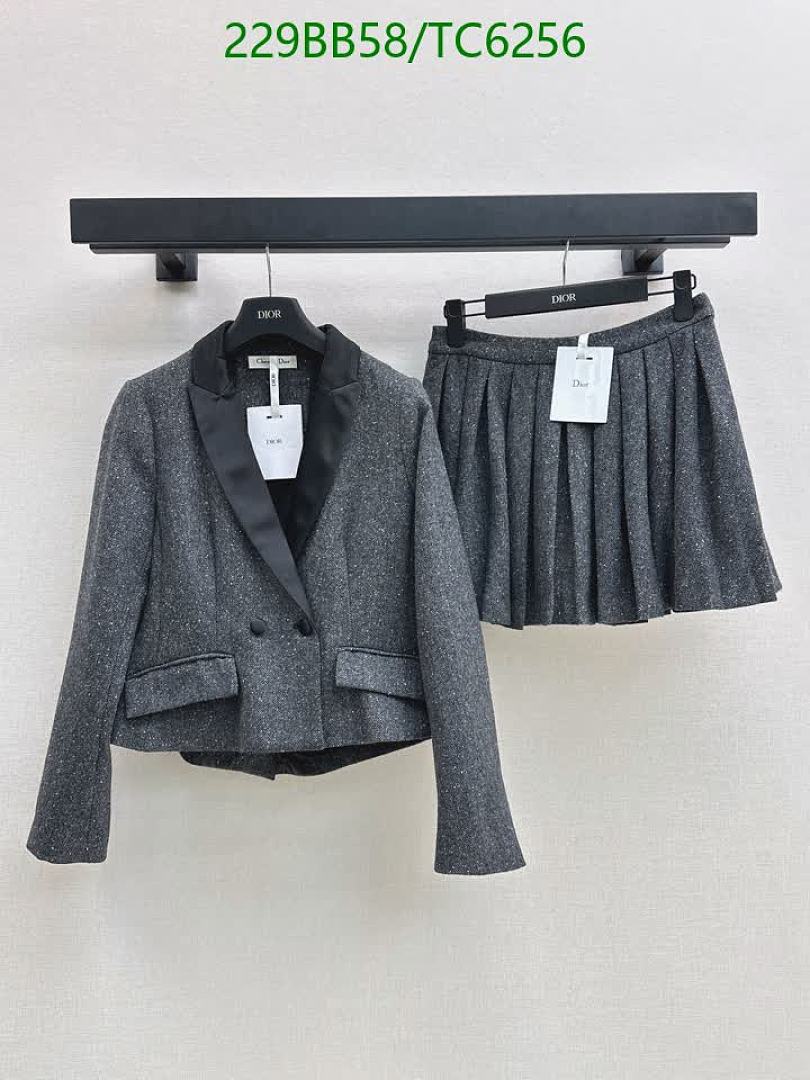 LV-Clothing Code: TC6256 $: 229USD