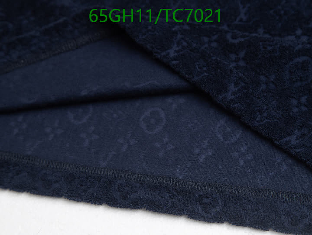 LV-Clothing Code: TC7021 $: 65USD