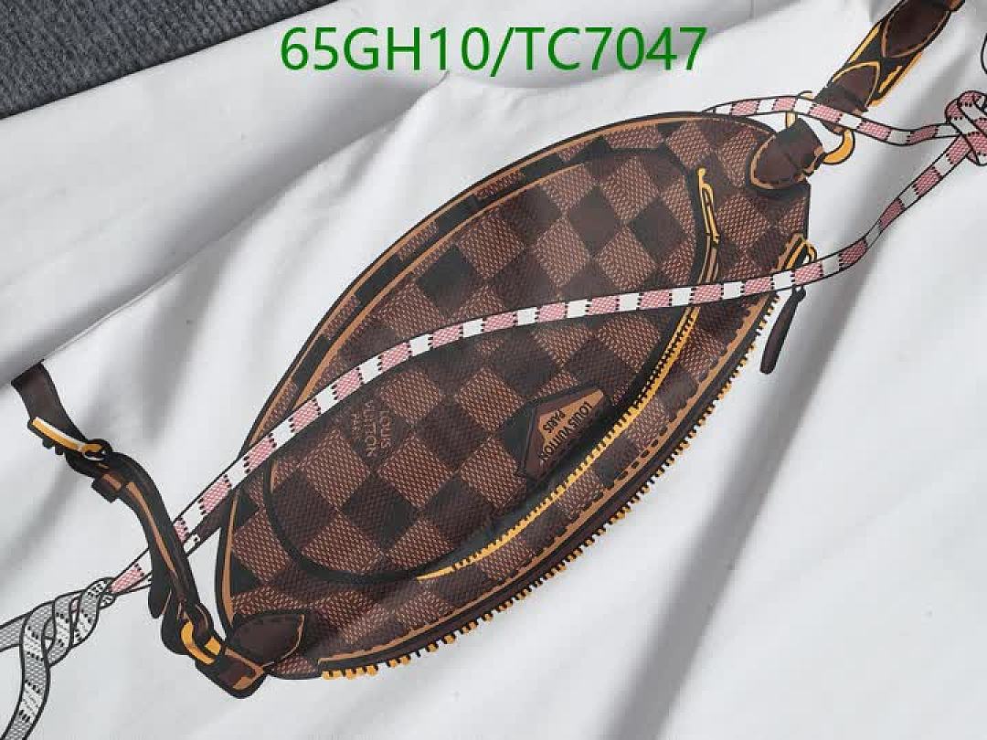 LV-Clothing Code: TC7047 $: 65USD