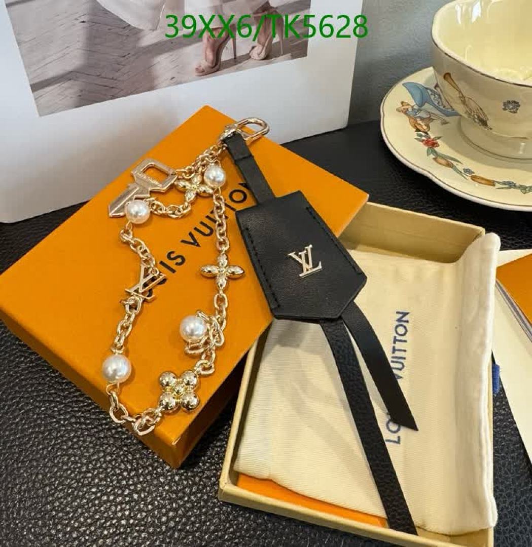 LV-Keychains & Bag Charms Code: TK5628 $: 39USD